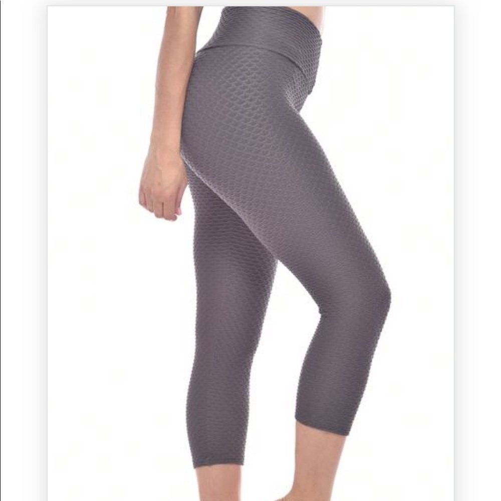 Booty By Brabants gray crop leggings